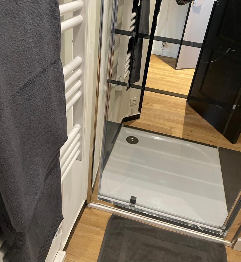 Appartement neuf et chaleureux dans Leers centre Extérieur photo